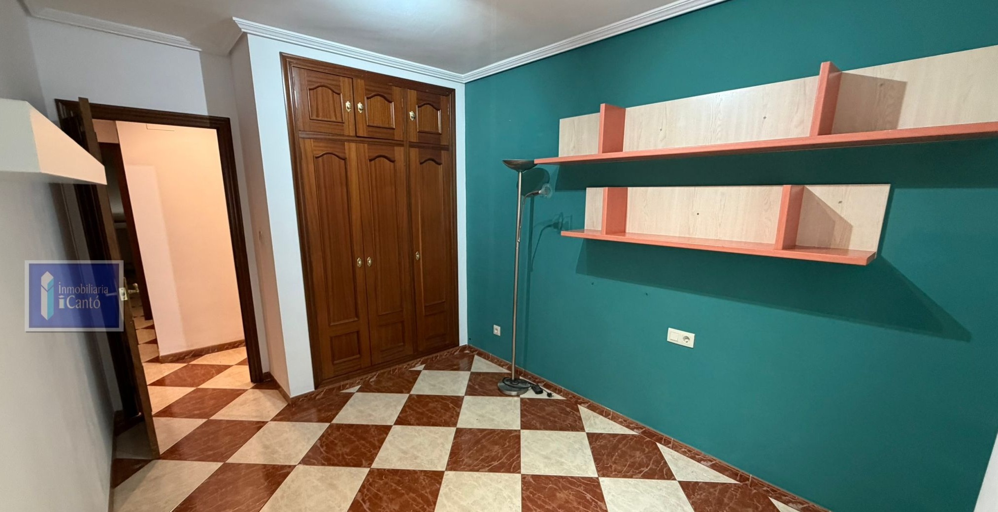 Piso en venta zona Santa Rosa