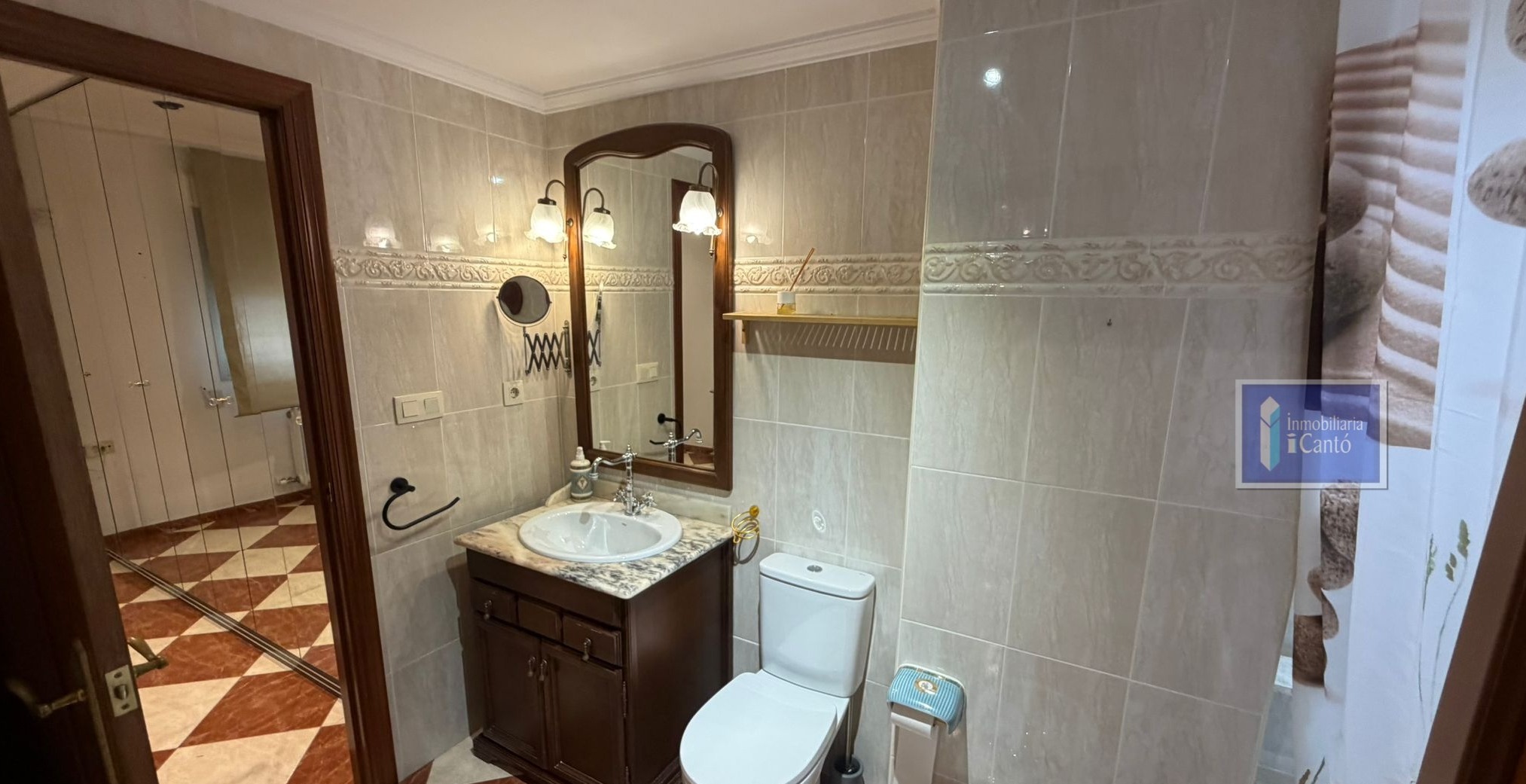 Piso en venta zona Santa Rosa