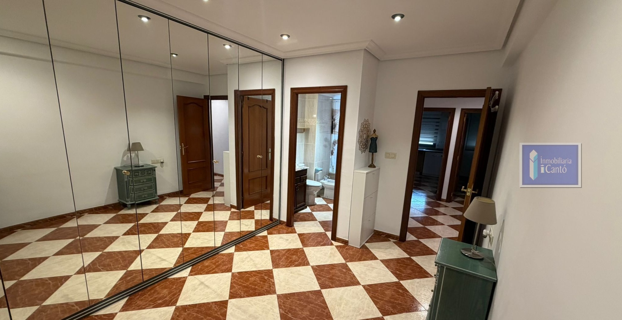 Piso en venta zona Santa Rosa