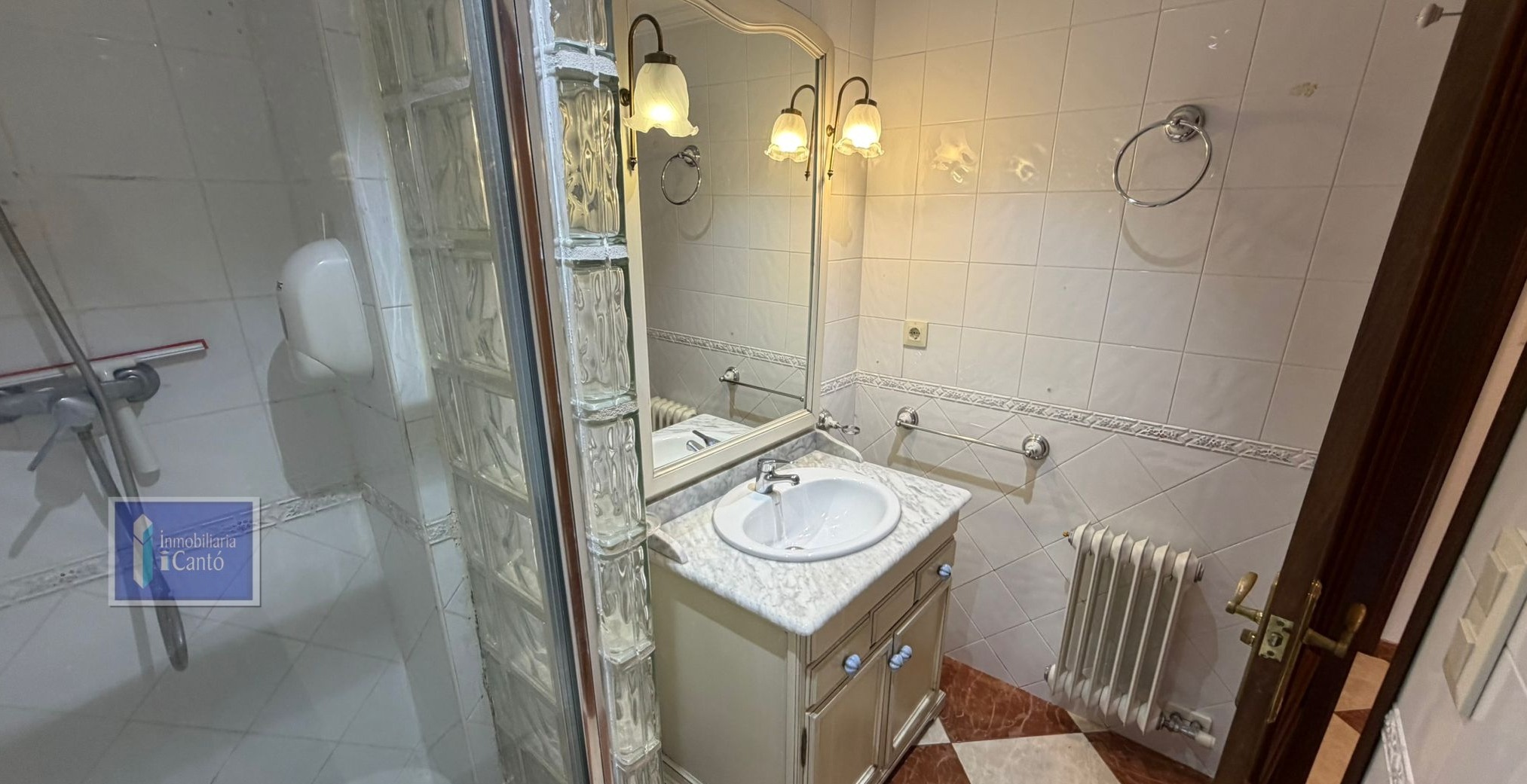 Piso en venta zona Santa Rosa