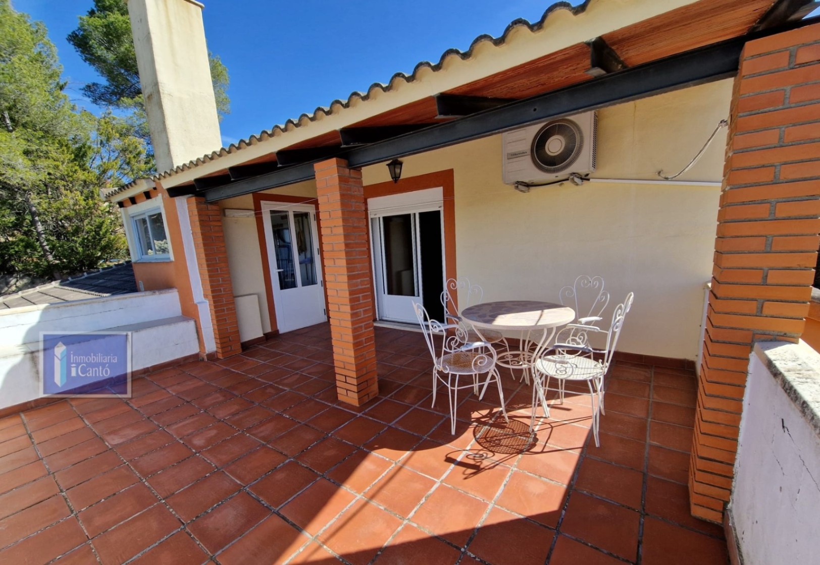 Villa à vendre dans la région de Baradello