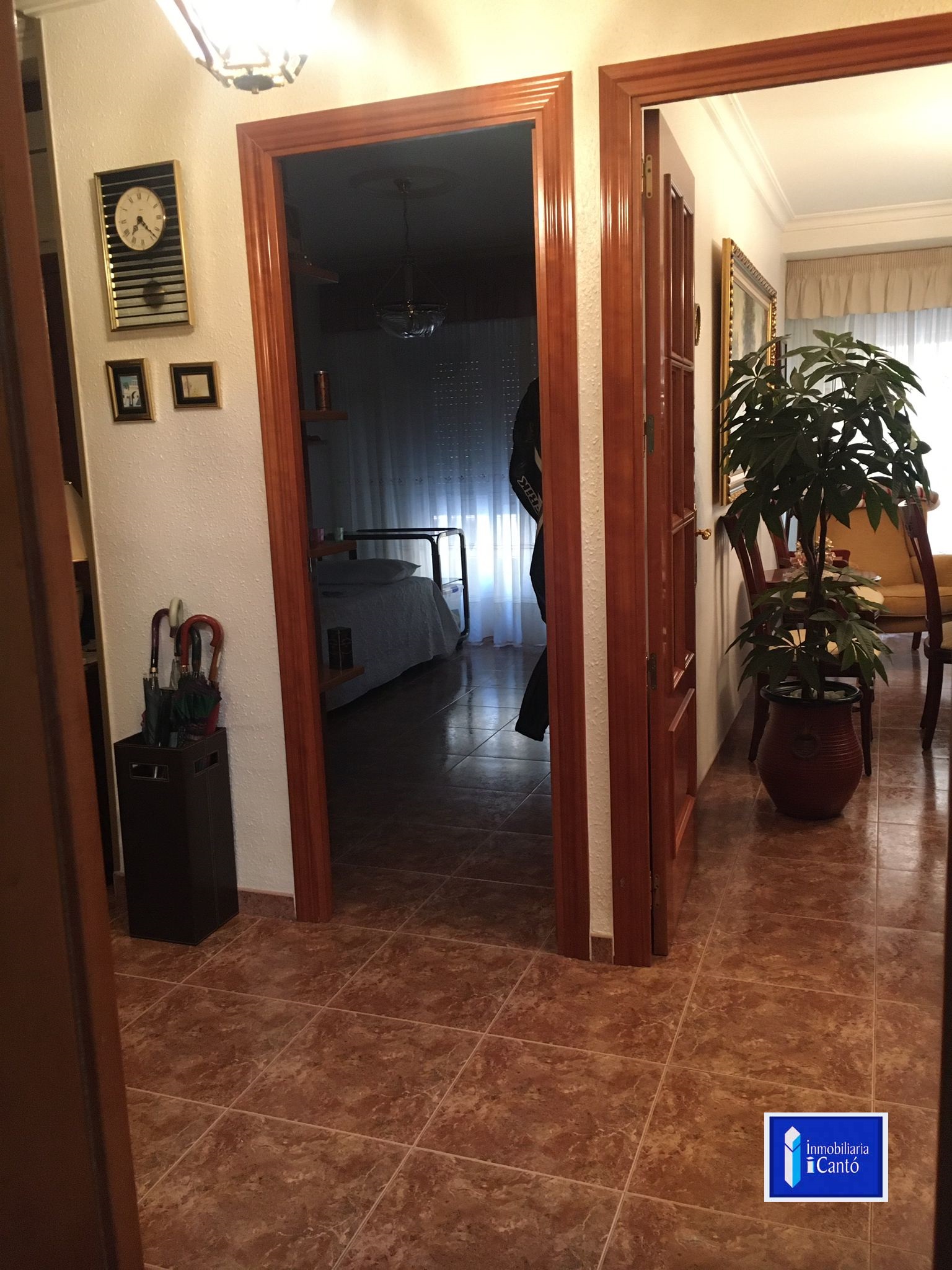 Apartment for Sale in the Downtown Area of Alcoy